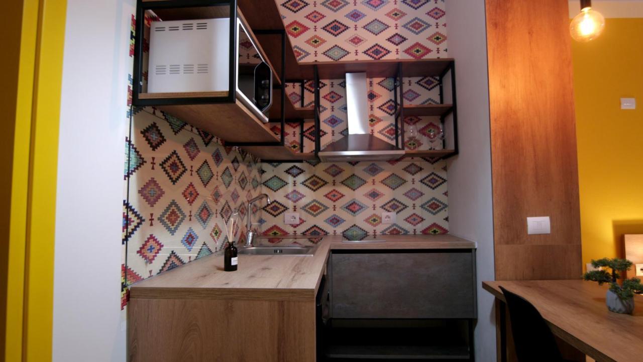 Koni'S Studio Apartments Tiranë Luaran gambar