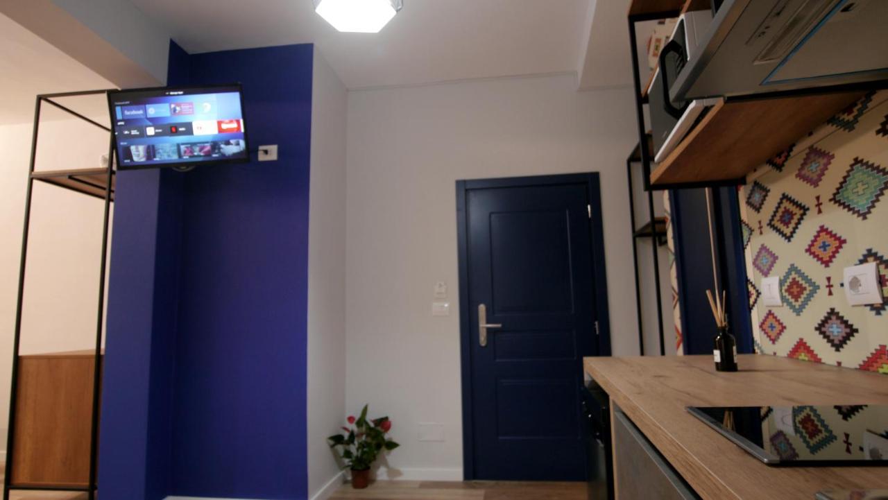 Koni'S Studio Apartments Tiranë Luaran gambar